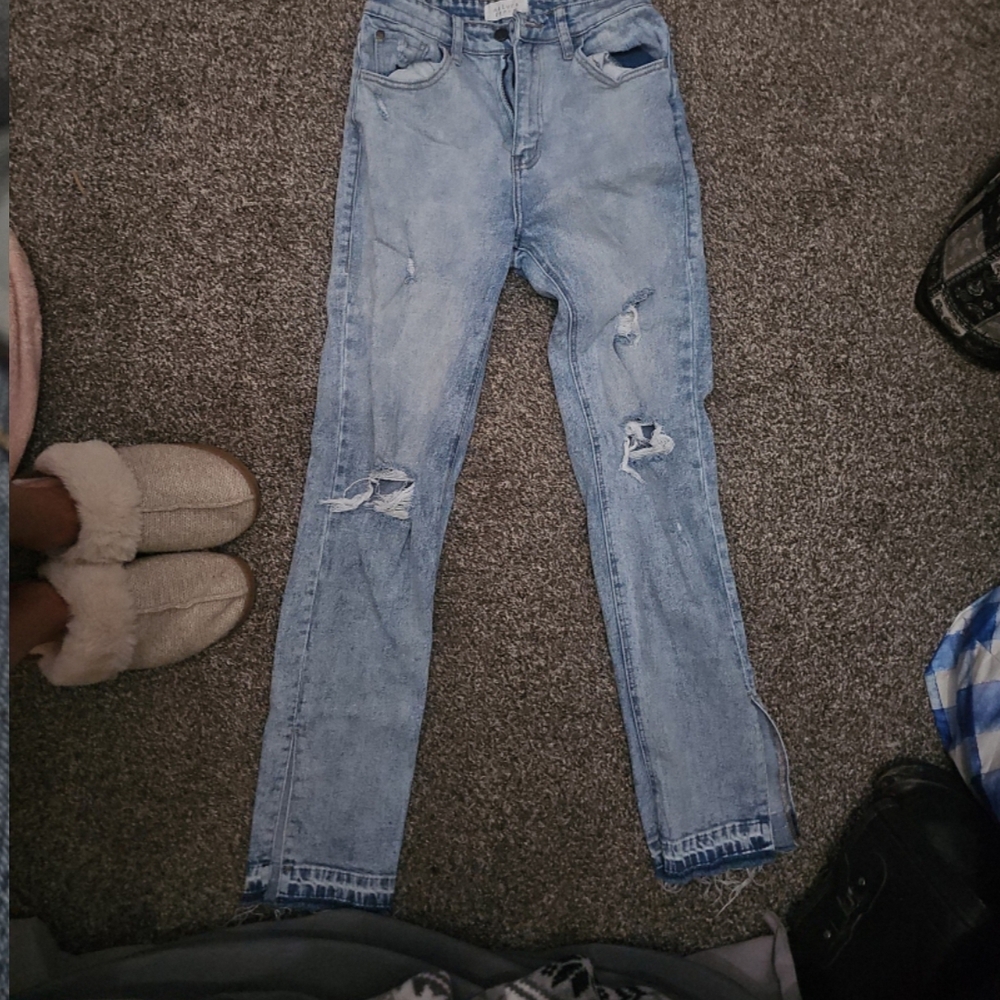 Women’s Light Blue Straight Leg Distressed Jeans
